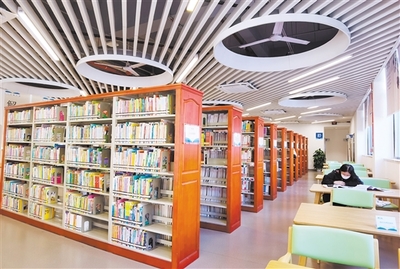 改扩建后对外试运行 江门市图书馆“颜”“智”大增